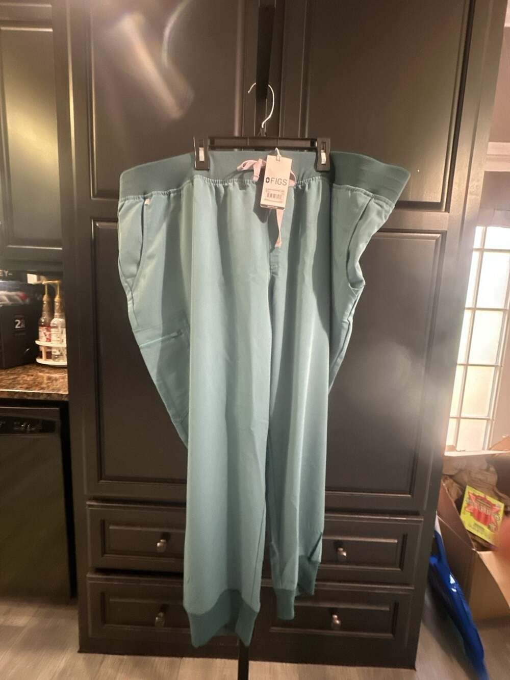 FIGS Zamora Jogger Scrub Pants in Hydrogented #624